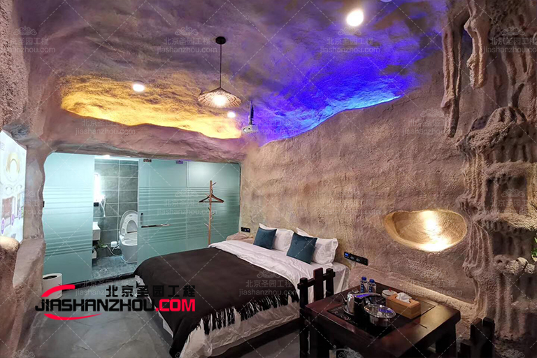 云南滇池璞隱仿真山洞酒店盡顯當(dāng)代時(shí)尚f 格