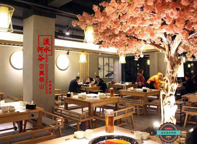 仿真樹(shù)裝飾對(duì)于改善社區(qū)環(huán)境的積作用