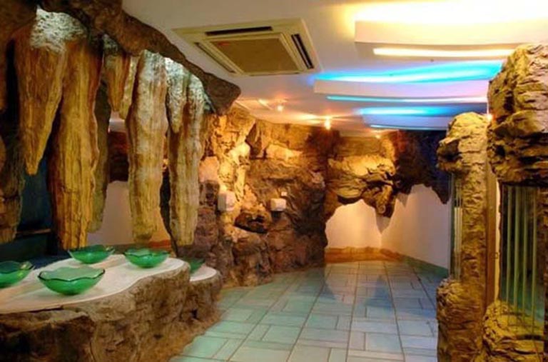 山洞餐廳設計