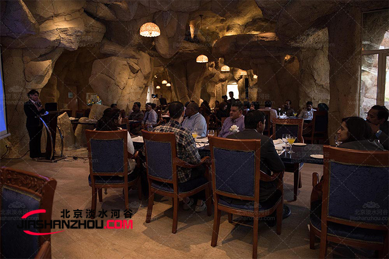 生態洞穴餐廳